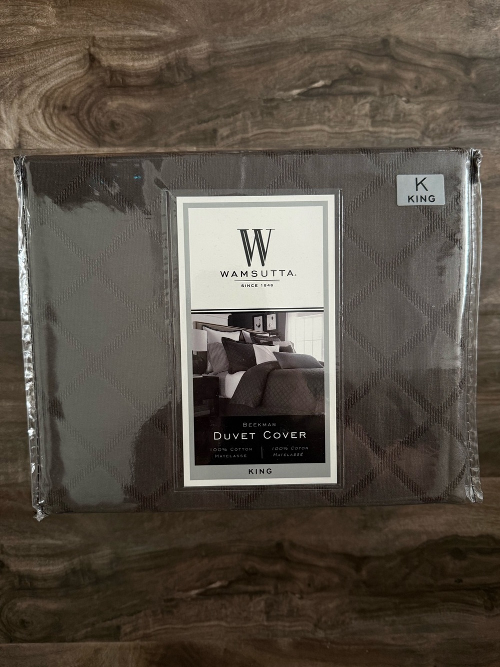 Wamsutta Beekman King Size Duvet Cover In “Smoke” - Picture 4 of 4